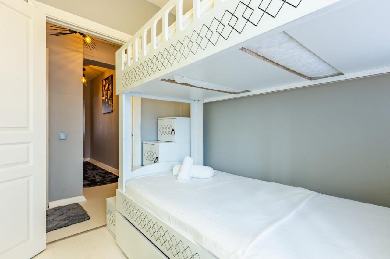 Apartment Flat Central Location On Rumeli Street Nisantasi *