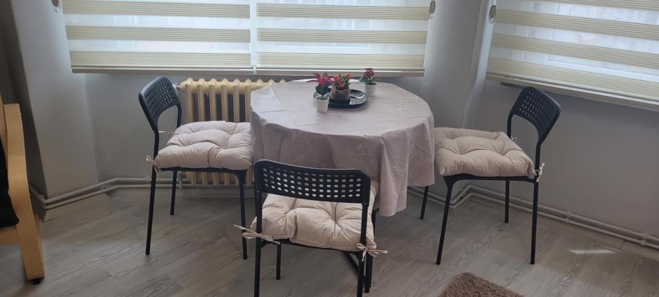 Family Apt For 7 People, 10 Min Walk To Taksim Square Apartment