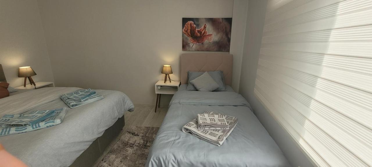 Apartment Family Apt For 7 People, 10 Min Walk To Taksim Square *