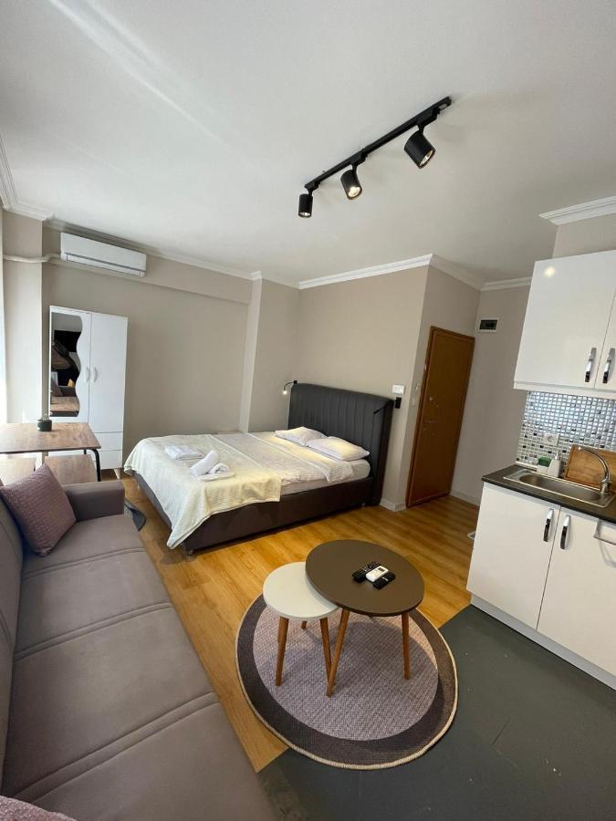 Golden Arrow Suits Ortakoey * Istanbul