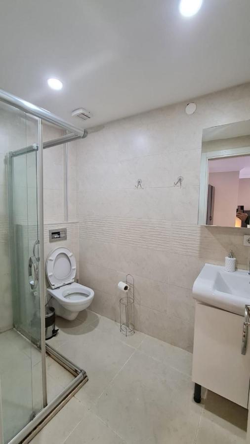 Golden Arrow Suits Ortakoey Aparthotel