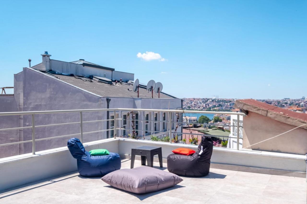 Flat Within Walking Distance To Taksim Square Apartment *