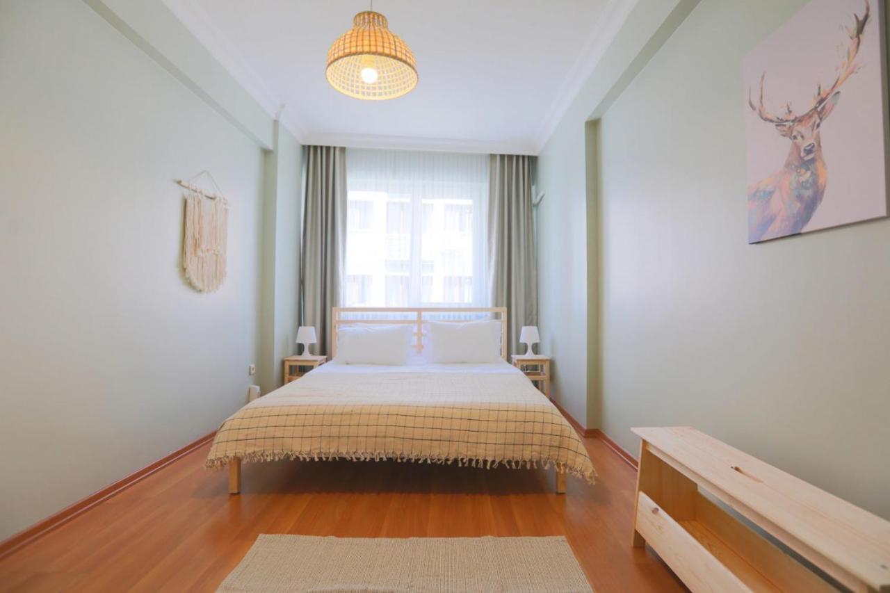 Spacious And Flat In Sisli