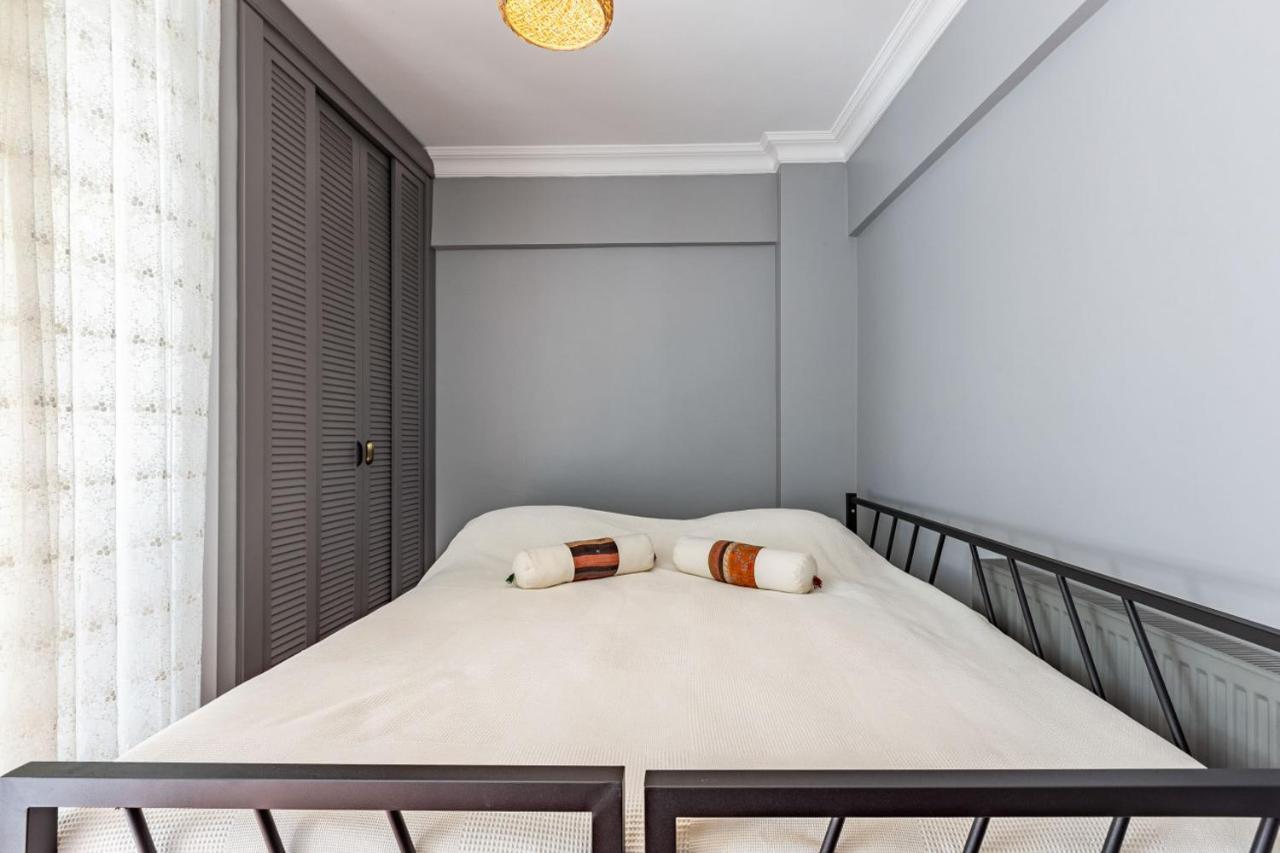 Stylish In Moda Near Popular Attractions With Balcony Apartment