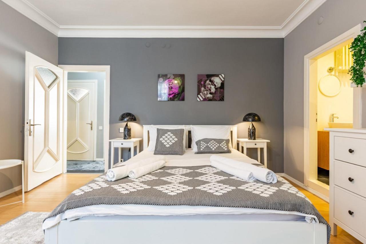 Spacious On Bagdat Street Kadikoy Apartment Istanbul