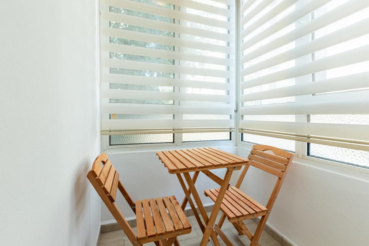 Apartment Spacious On Bagdat Street Kadikoy *