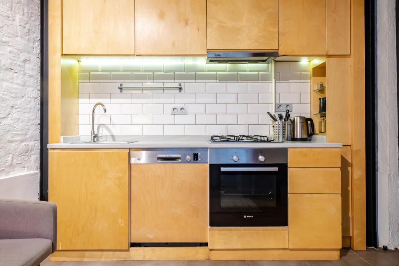 Charming Flat Close To Touristic Attractions In The Heart Of Beyoglu * Istanbul