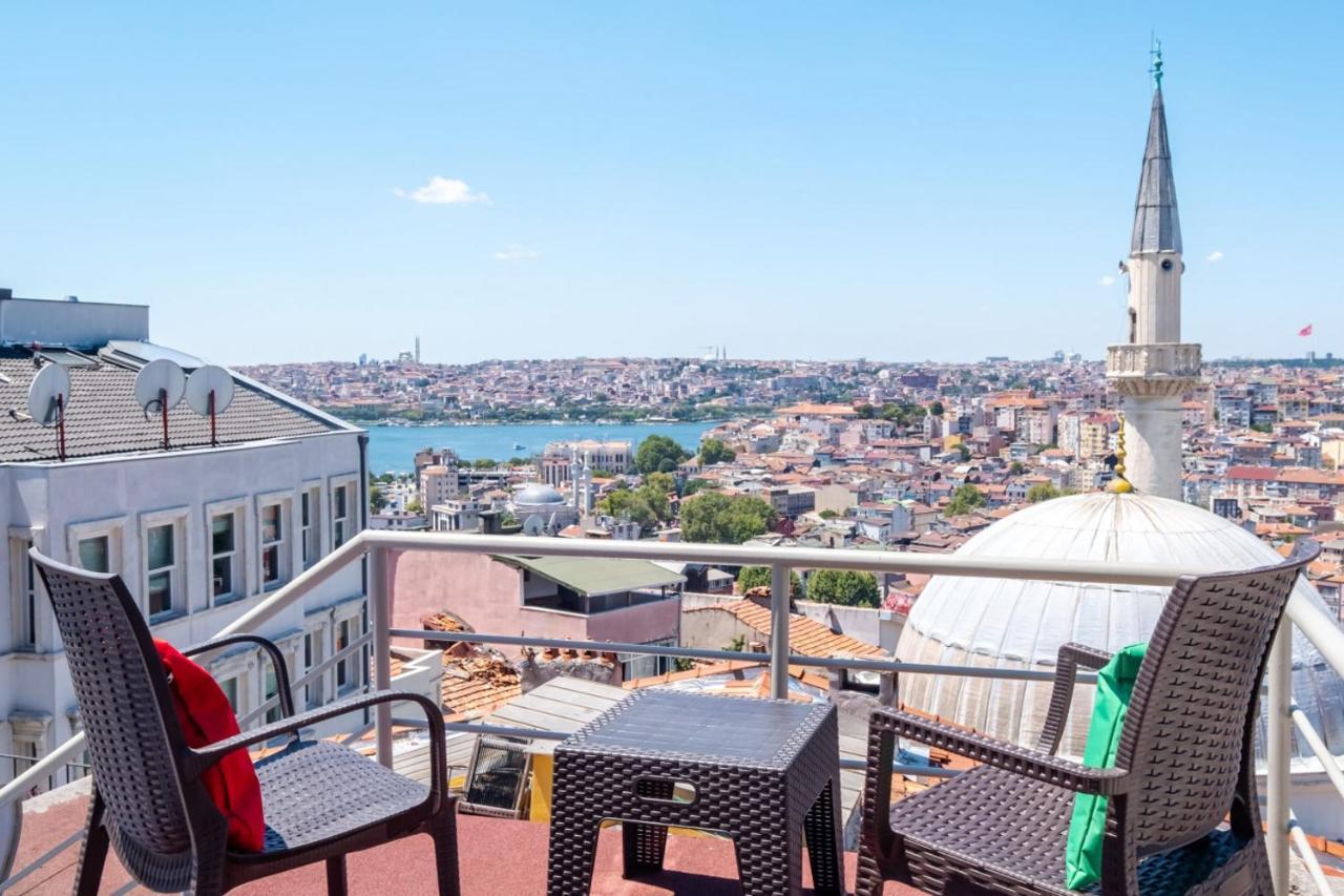 Flat Within Walking Distance To Taksim Square Apartment