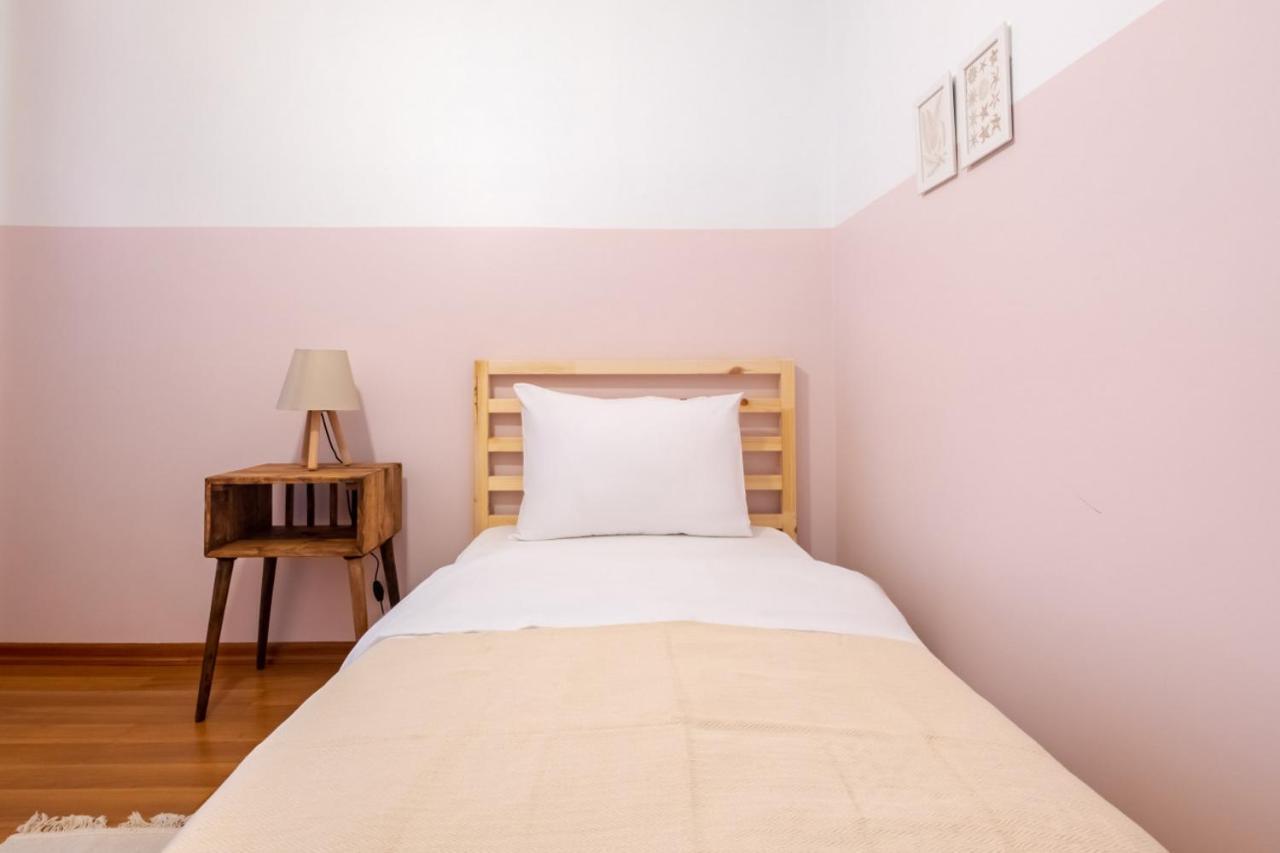 Comfy Flat Near Popular Attractions In Sisli Apartment *