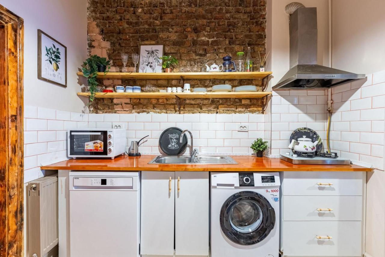 Central And Stylish Flat Near Istiklal Street Apartamento *