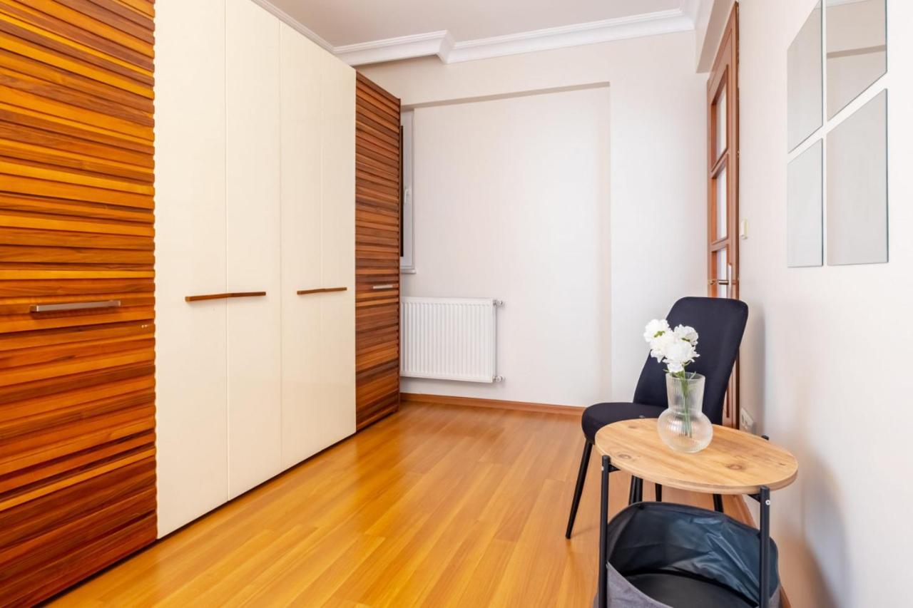 Comfy Flat Near Popular Attractions In Sisli *