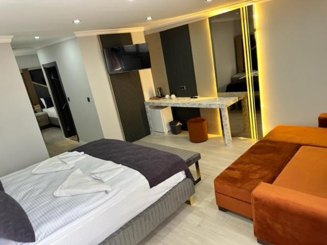 Hotel Well House *