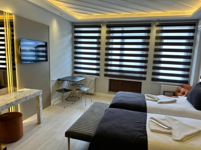 Hotel Well House *