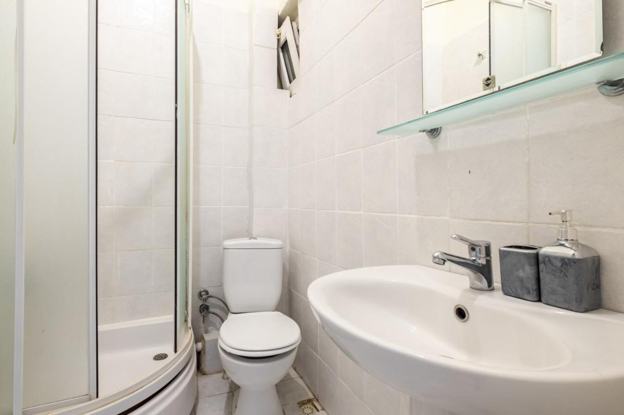 Apartment Lovely Flat 6 Min To Taksim Square In Cihangir