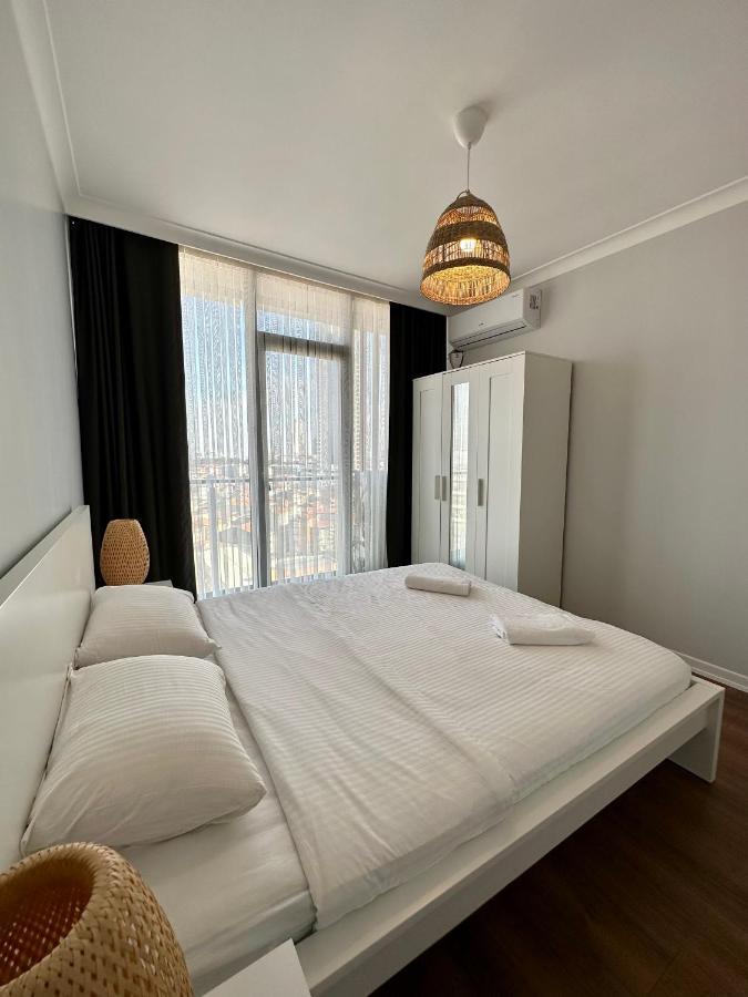 Sisli Modern Residence, 2 Bedroom Apartments, 250m Metro Station Apartment