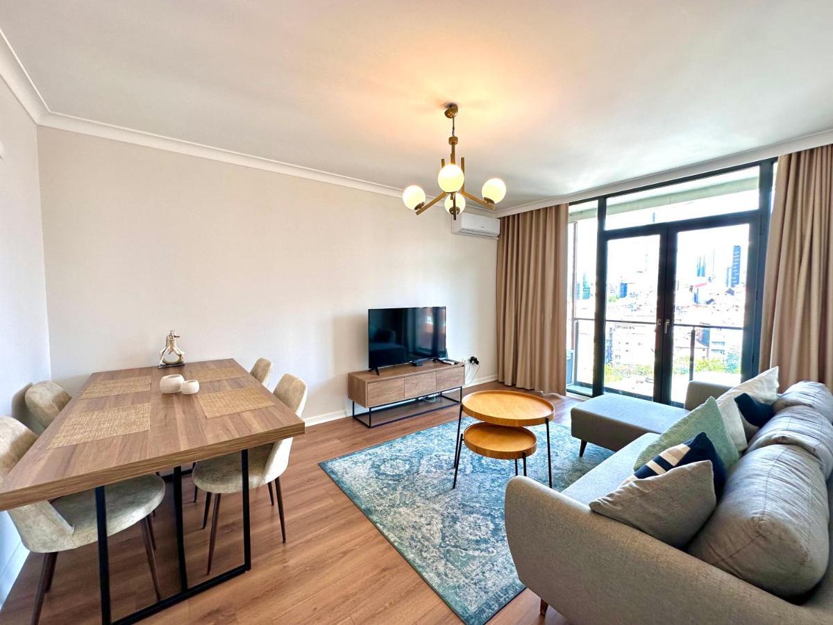 Apartment Sisli Modern Residence, 2 Bedroom Apartments, 250m Metro Station *