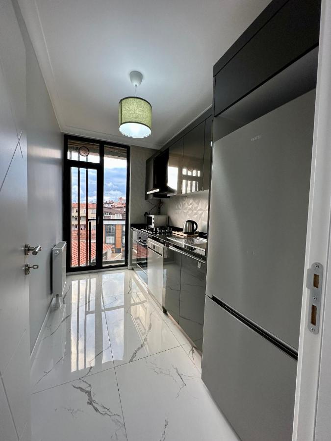Sisli Modern Residence, 2 Bedroom Apartments, 250m Metro Station Apartment *