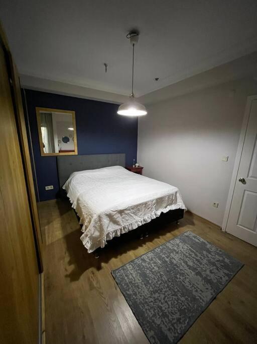 Bosphorus Waterfront Flat, Cengelkoey Apartment Istanbul