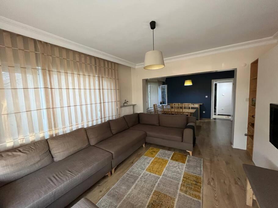 Bosphorus Waterfront Flat, Cengelkoey Apartment Istanbul