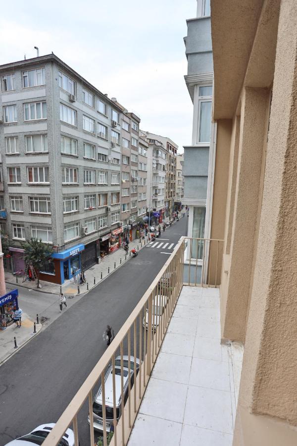Ali Findik * Istanbul