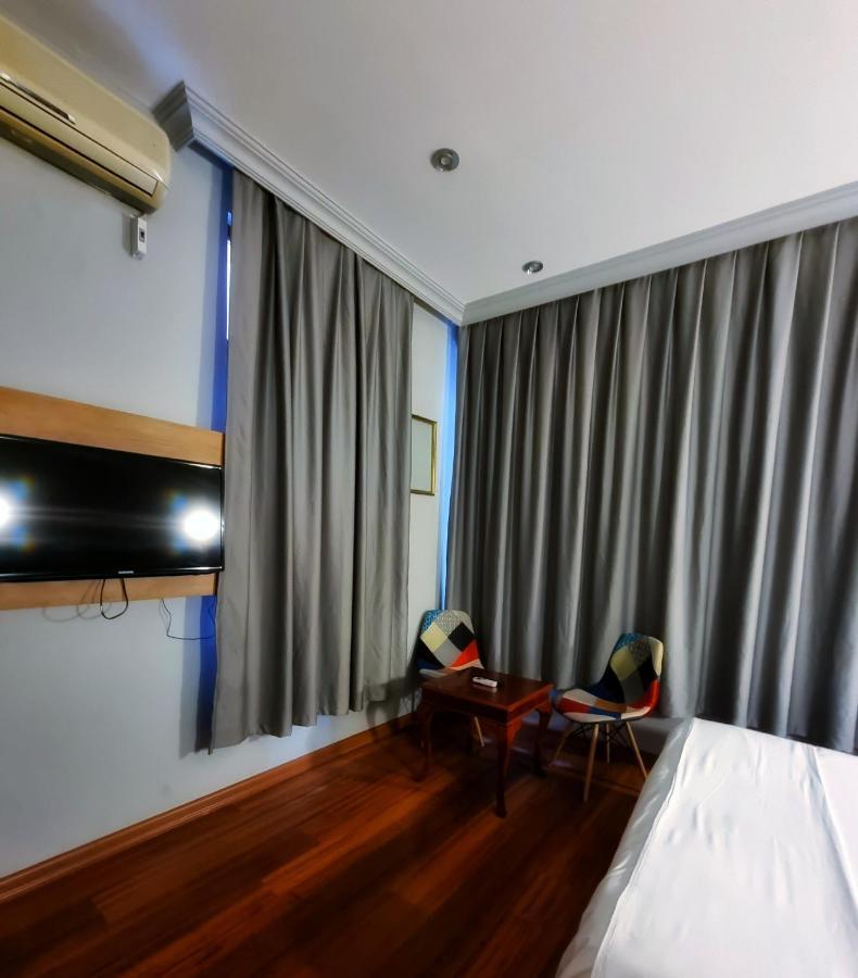 Aparthotel Mayata *