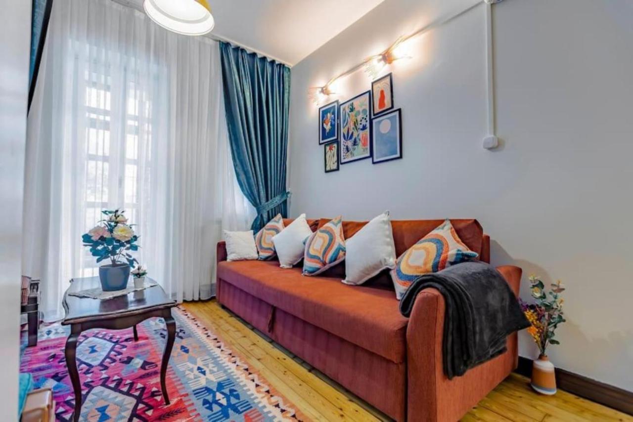 Apartamento 4-story Gem In Cihangir - 5 Bedroom & Cute Rooftop Istambul