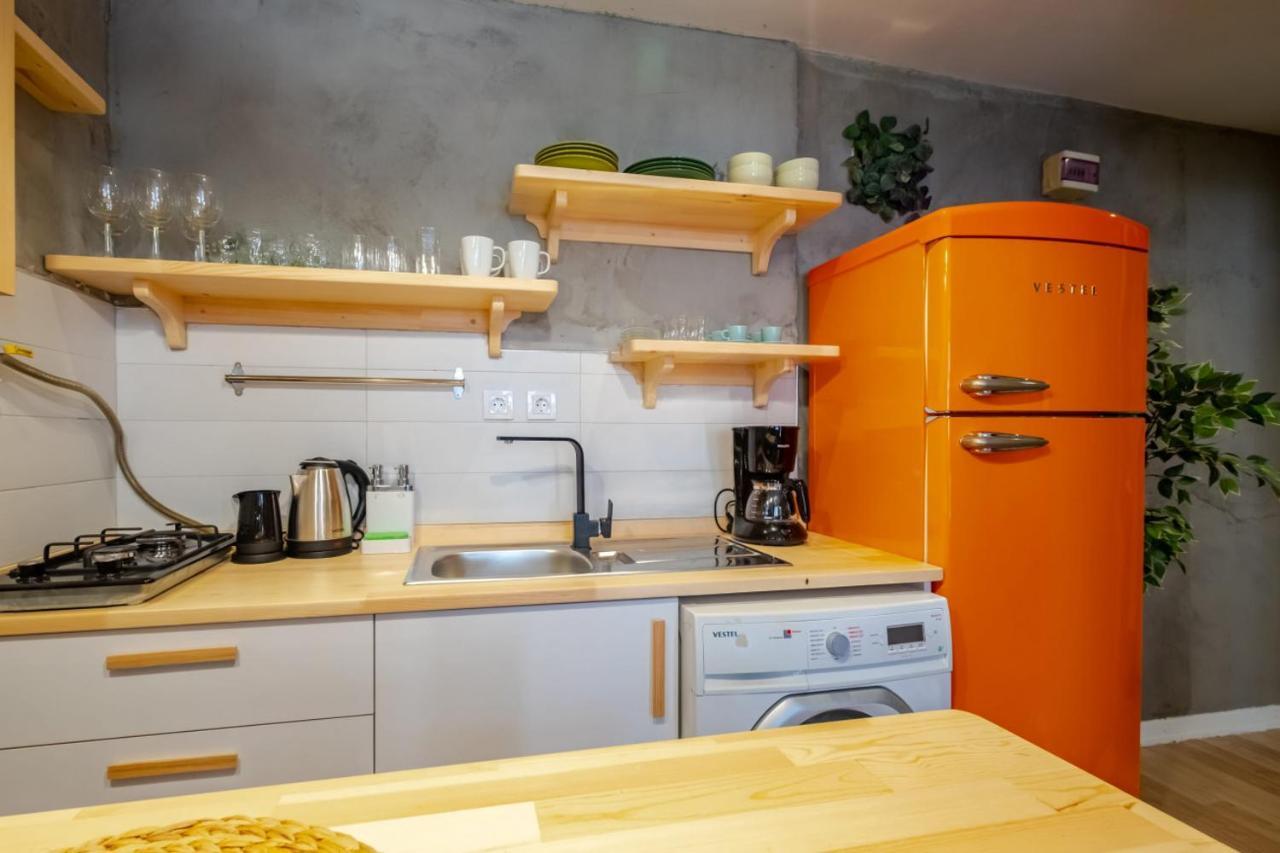Pleasant Flat Near Taksim Square In Beyoglu Istanbul