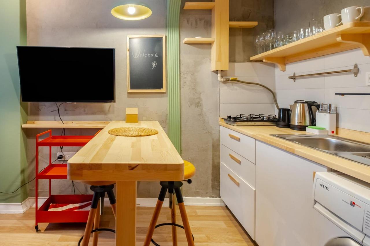 Pleasant Flat Near Taksim Square In Beyoglu Apartment
