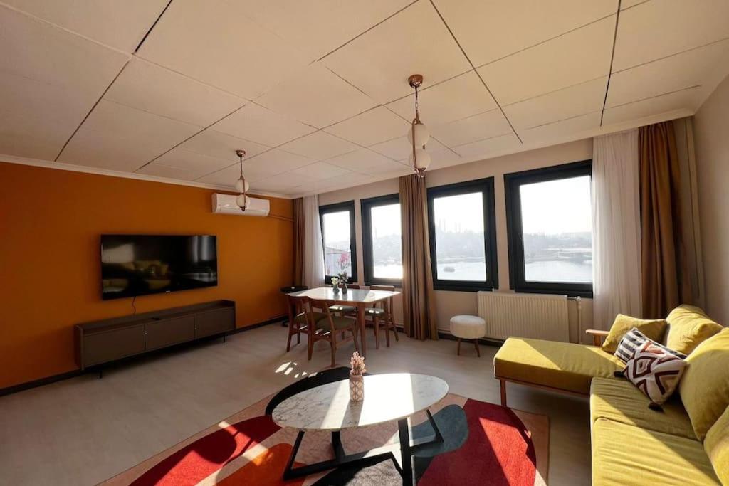 Daire Karakoey Goldenhorn Ultra Luxury Flat, 4br,sea View İstanbul
