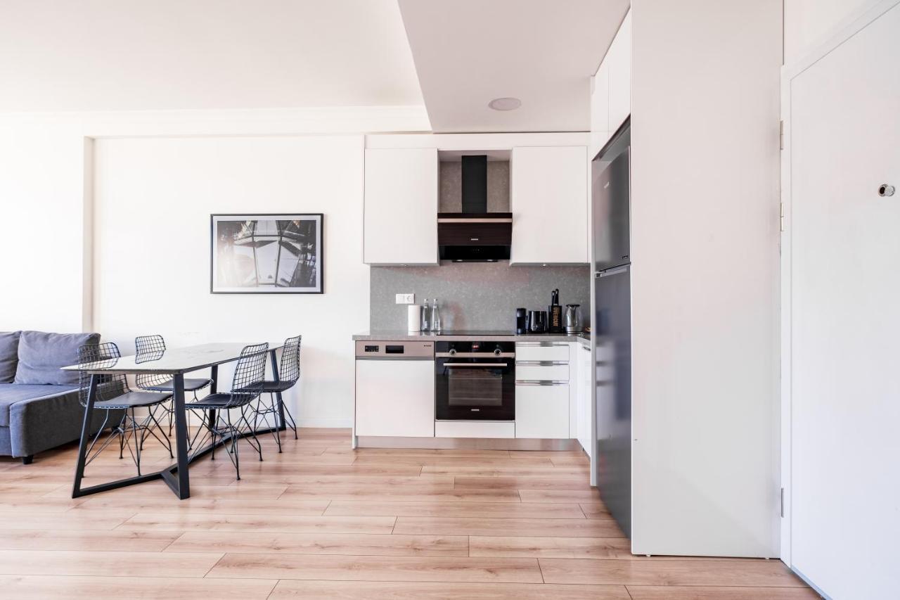 Homie - Luxury In Macka Daire *