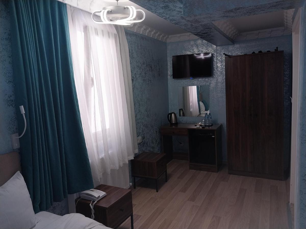 Hotel Blue Sail
