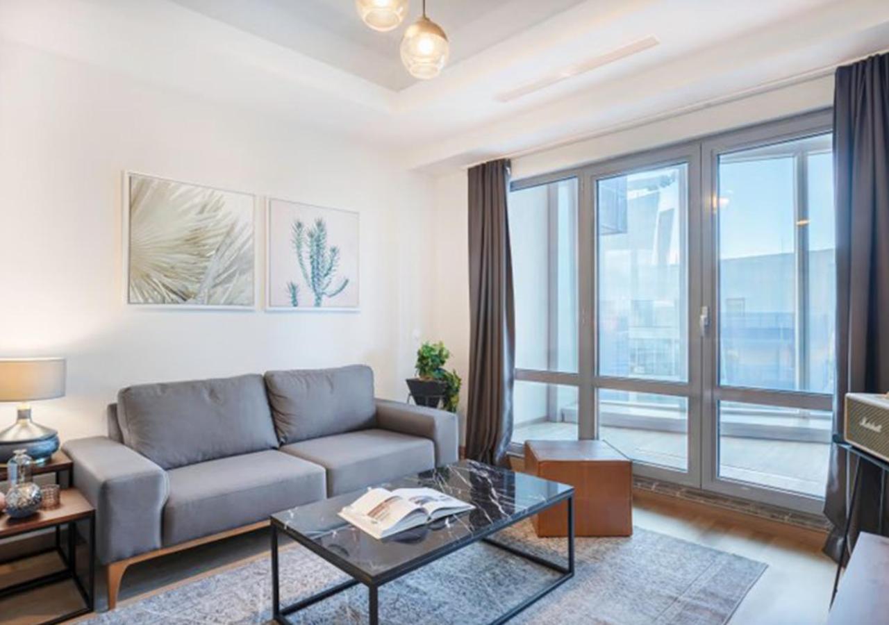 Apartment Luxurious In *