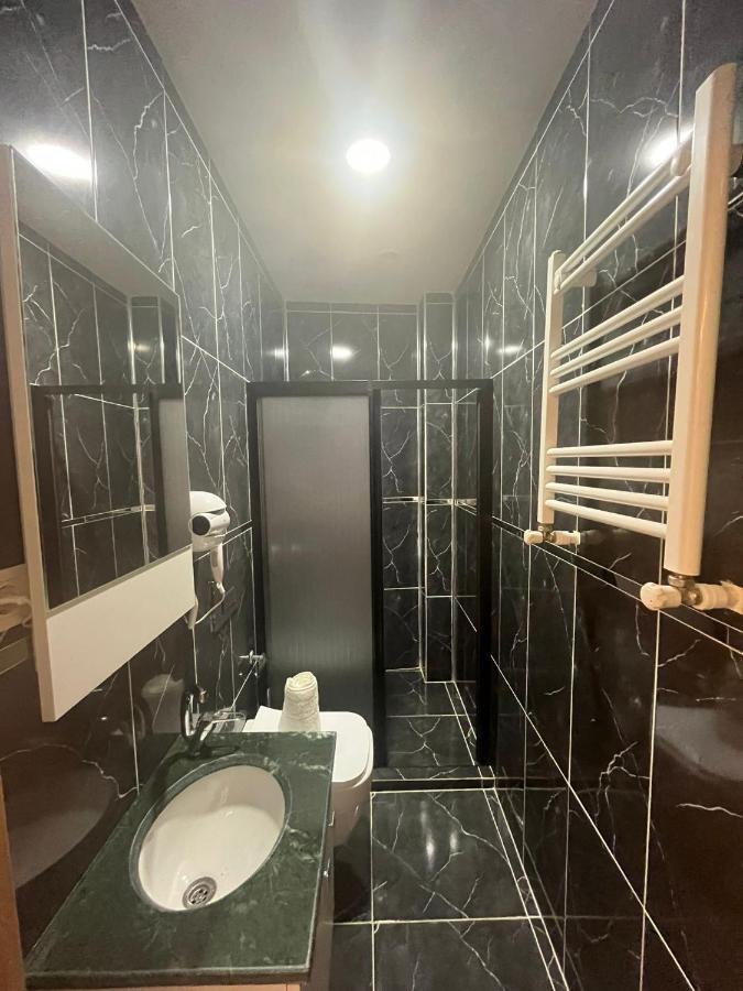 By Samarkand Travel Agency Hotel *