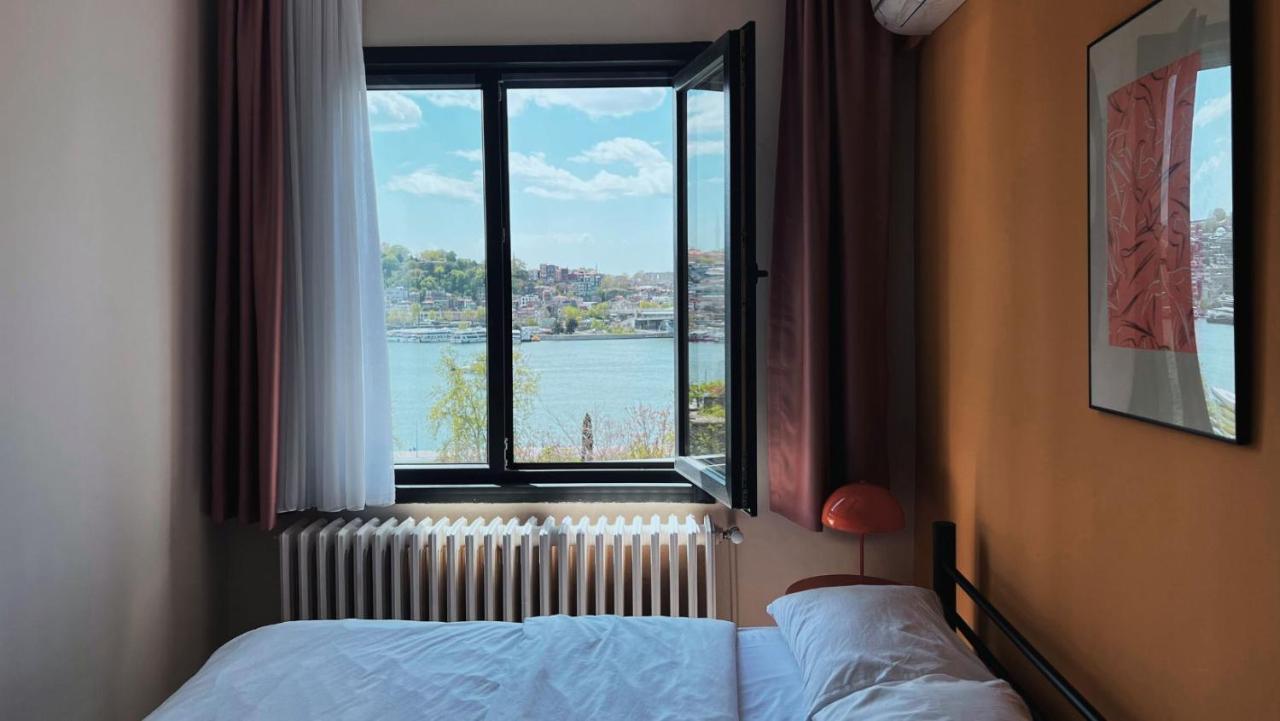 Wonder Homes 7- Ultra Luxury , 4br, 2ba Sea View Karakoey Apartment *