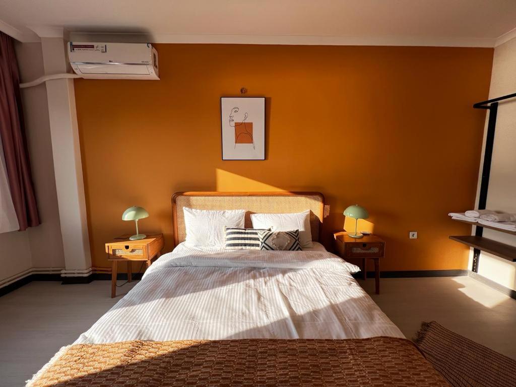 Wonder Homes 7- Ultra Luxury , 4br, 2ba Sea View Karakoey Apartment *