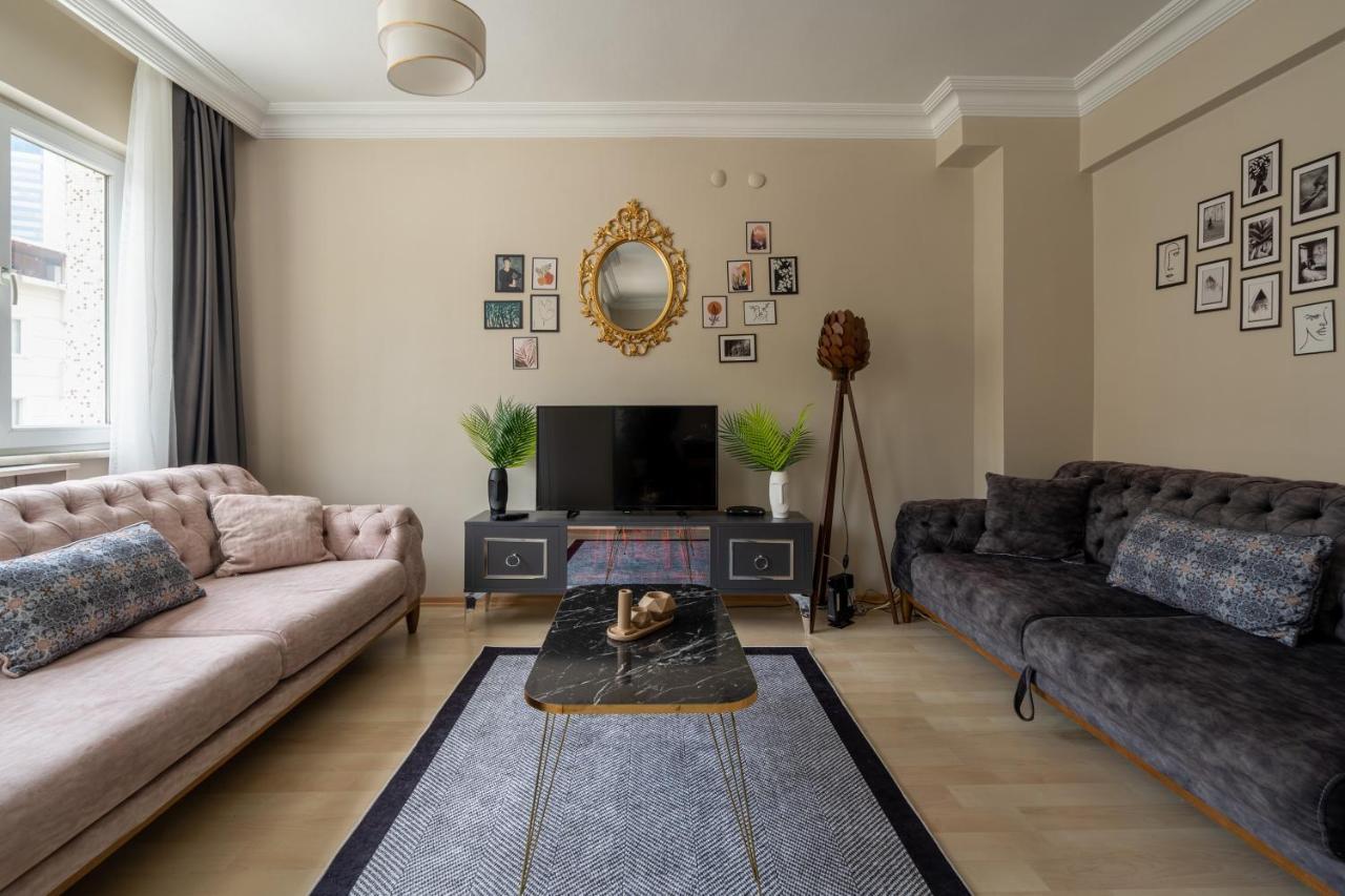 Apartment Besiktas And Sisli Luxury Flat