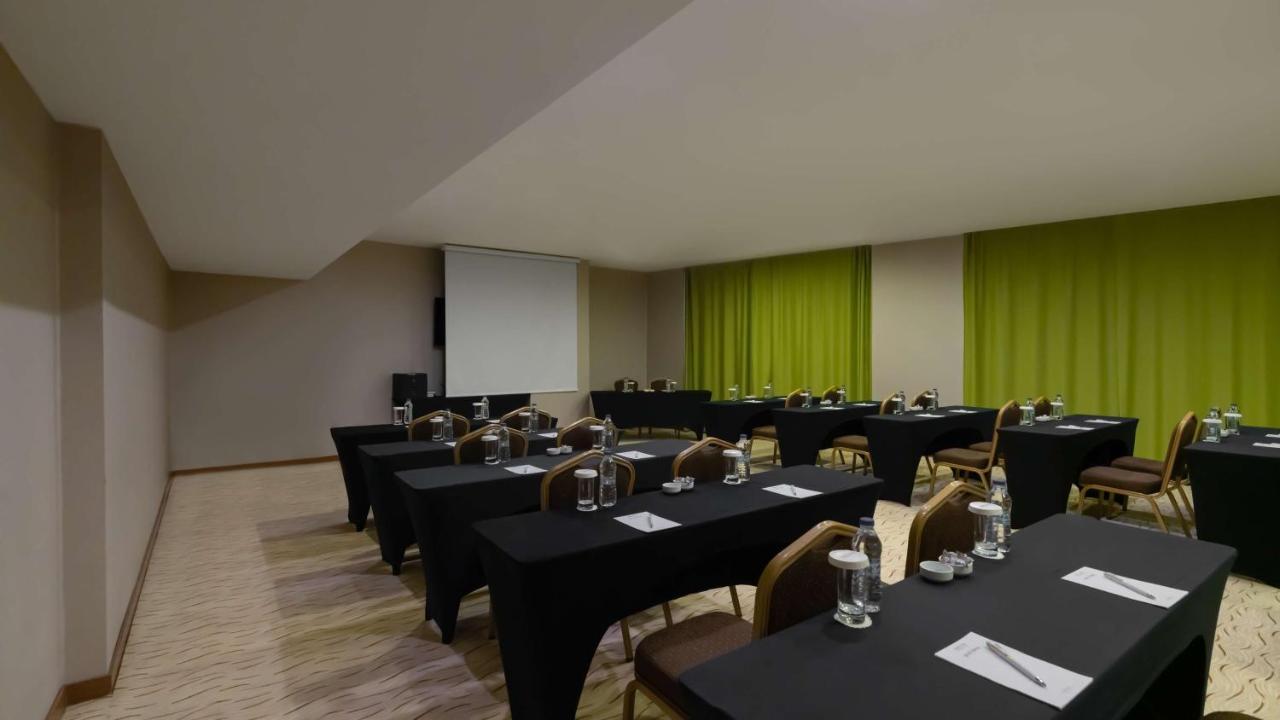 Hotel Park By Radisson Kavacik 4*