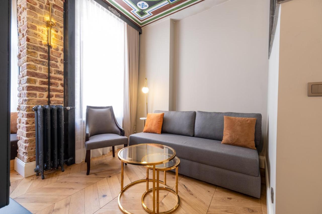 Balo 4* İstanbul