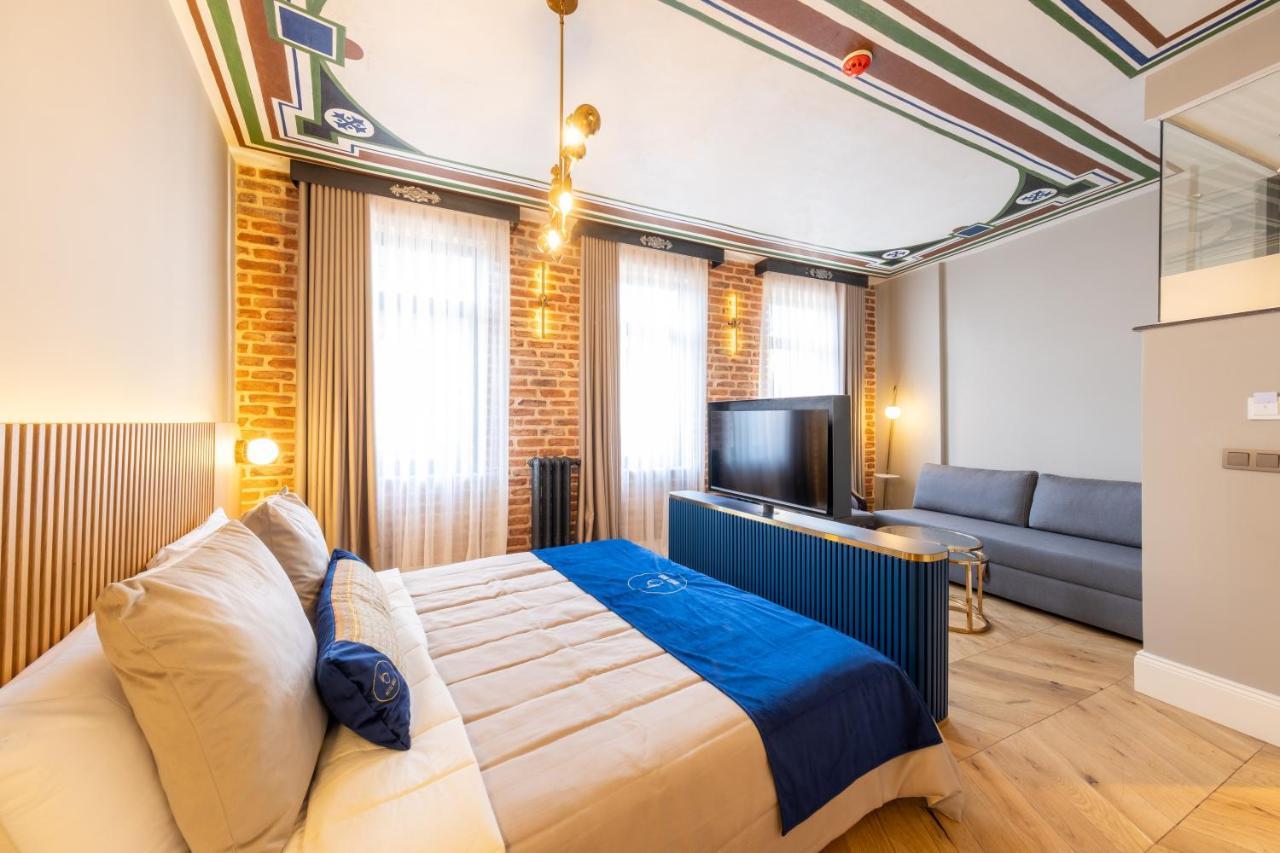 Balo 4* İstanbul
