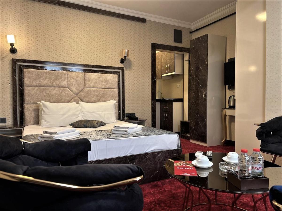 Form Aparthotel *