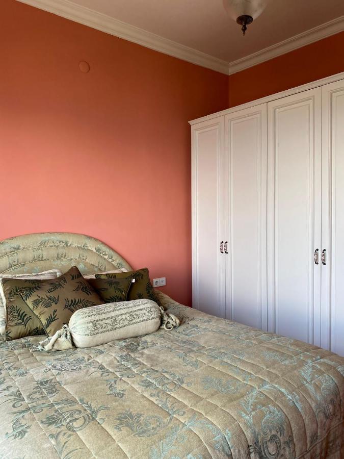 Apartment Stunning Sea View And Location, 2br Istanbul