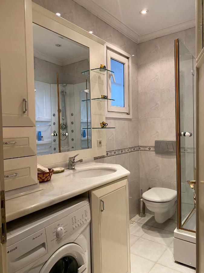 Stunning Sea View And Location, 2br