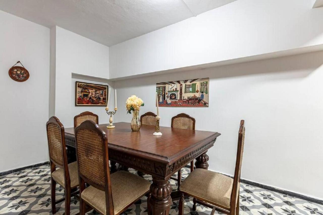 Daire Historical 4-br Steps From Besiktas Stadium & Bosphorus Views - Prime Nisantasi Location! *