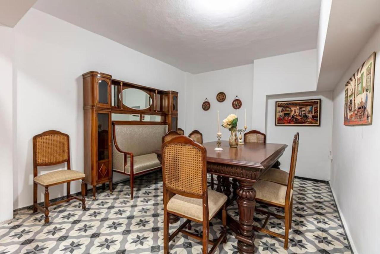 Apartment Historical 4-br Steps From Besiktas Stadium & Bosphorus Views - Prime Nisantasi Location! Istanbul