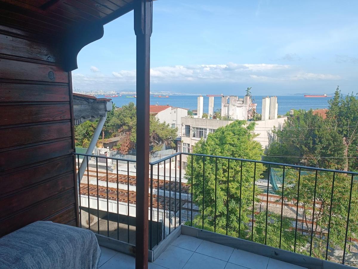 Disa & * Istanbul