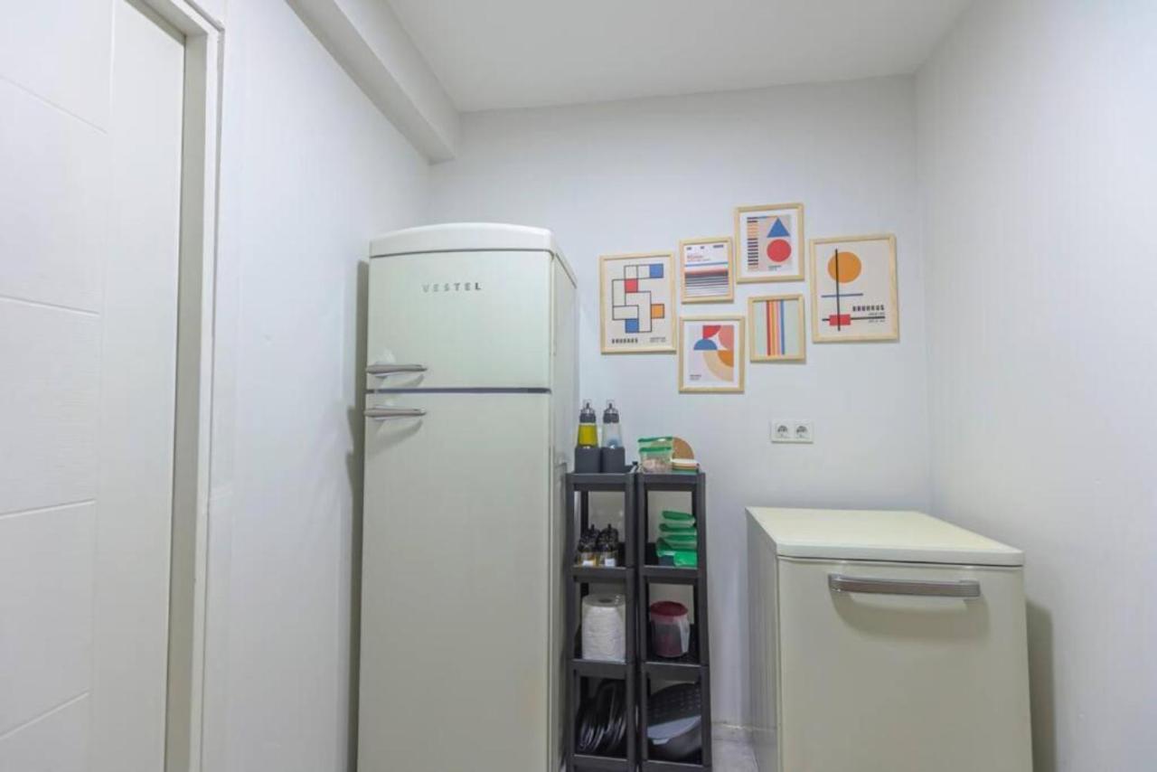 4-story Gem In Cihangir - 5 Bedroom & Cute Rooftop Apartamento Istambul
