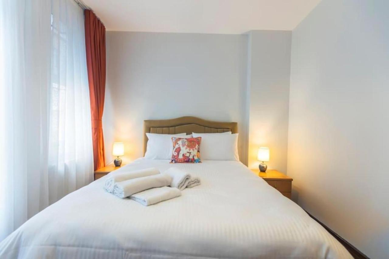 4-story Gem In Cihangir - 5 Bedroom & Cute Rooftop *