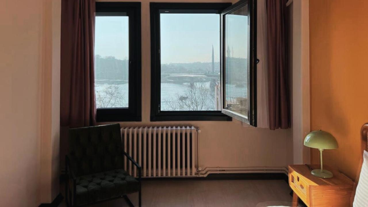 Wonder Homes 7- Ultra Luxury , 4br, 2ba Sea View Karakoey Apartment *