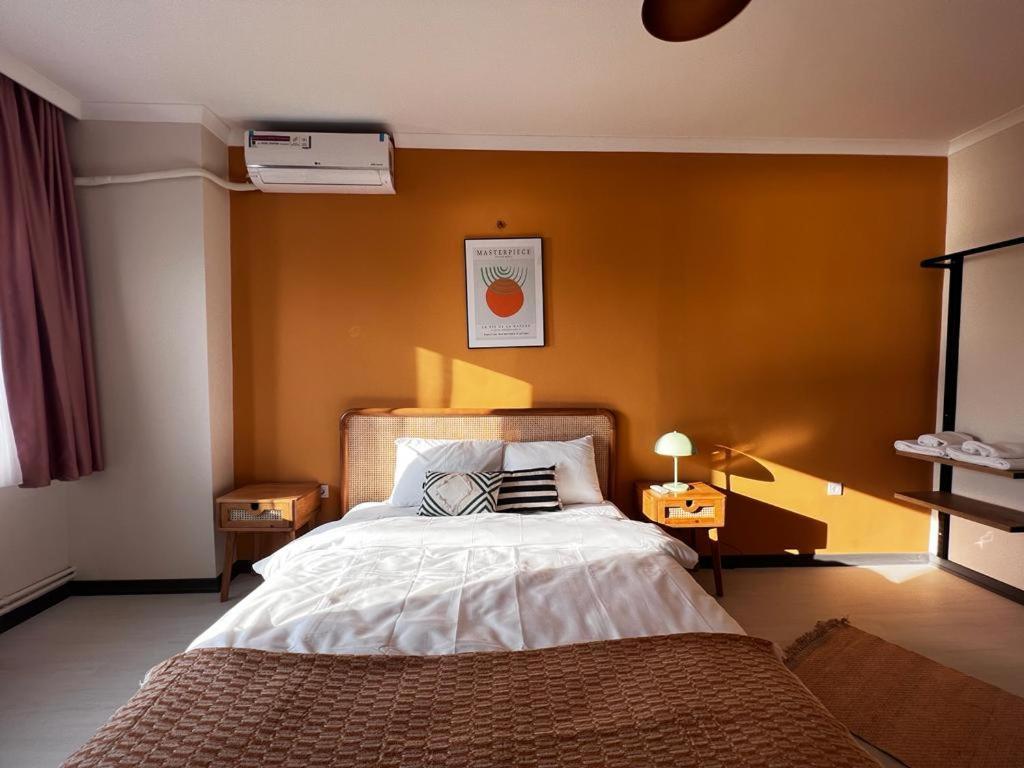 Wonder Homes 7- Ultra Luxury , 4br, 2ba Sea View Karakoey Apartment *
