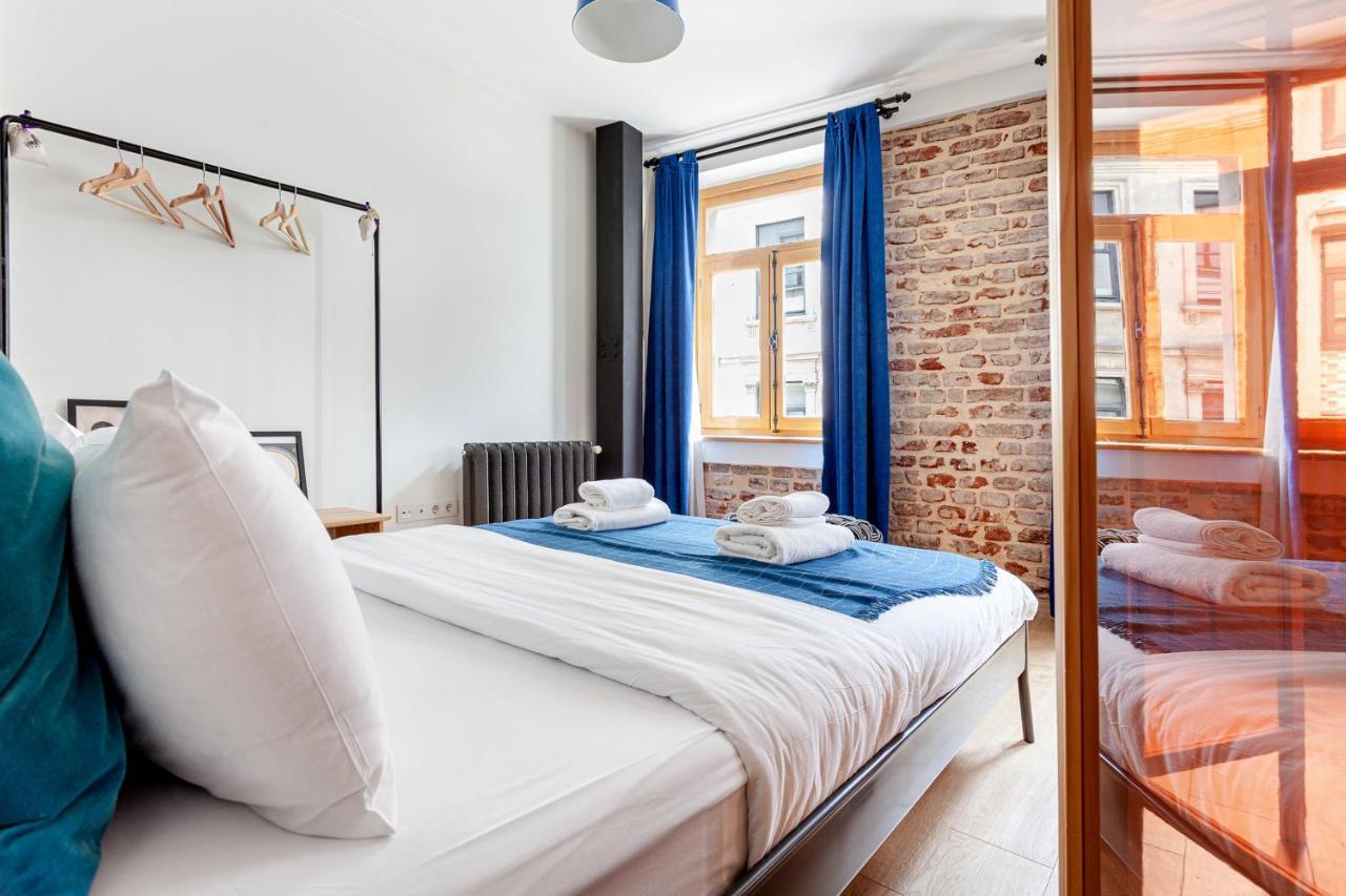 Amalia By Oval Aparthotel
